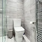 Дом отдыха Cozy 2 Bed Townhouse Close To Walls Йорк