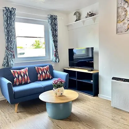 Cozy 2 Bed Townhouse Close To Walls 度假居 *